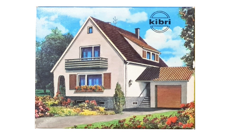 KIBRI 8084 - Einfamilienhaus mit Garage